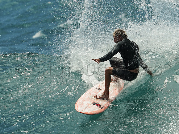 Wes Shaw Surfing 20240906 -213394