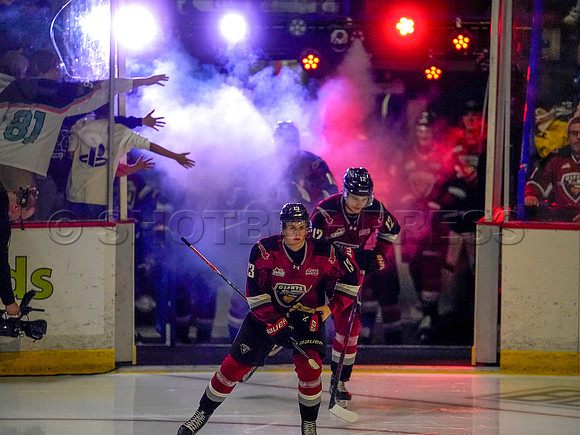 Wes Shaw Shotbug Press-Seattle Thunderbirds at the Vancouver Giants-20261010-215603