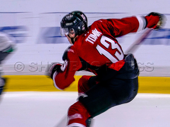 Wes Shaw Shotbug Press-Seattle Thunderbirds at the Vancouver Giants-20261010-216111