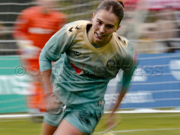 Wes Shaw Shotbug Press-Vancouver FC hold on to a 3-2 win over the Calgary Wild FC-20261025-220370