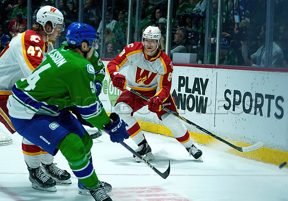 Wes Shaw Calgary Wranglers defeat the Abbotsford Canucks 3-2  20230505 -4459-SharpenAI-Motion