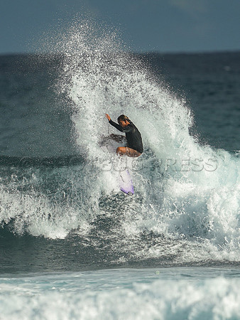 Wes Shaw Surfing 20240907 -214173