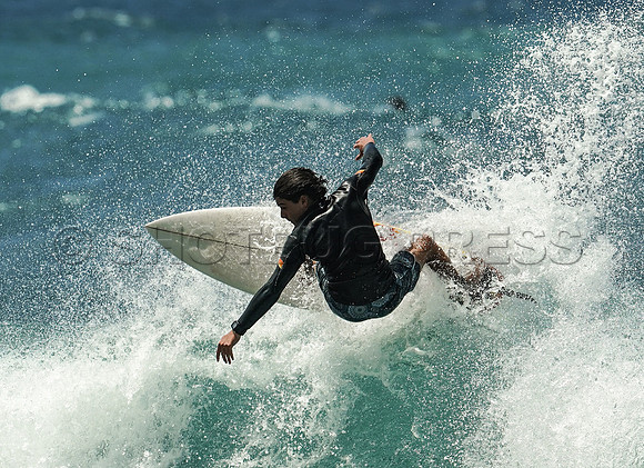 Wes Shaw Surfing 20240906 -213578