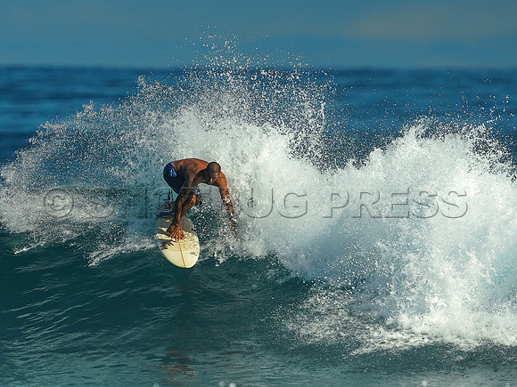Wes Shaw Surfing 20240910 -216165