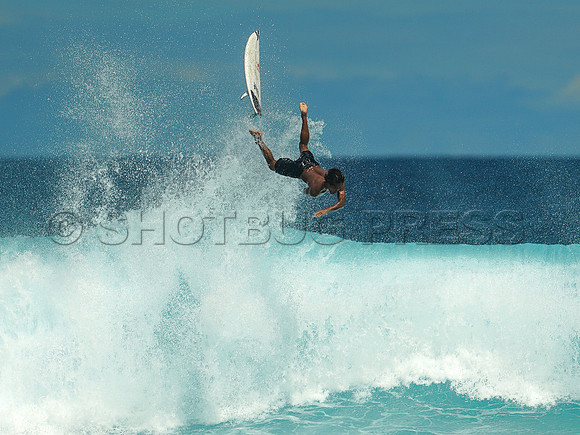 Wes Shaw Surfing 20240910 -217390