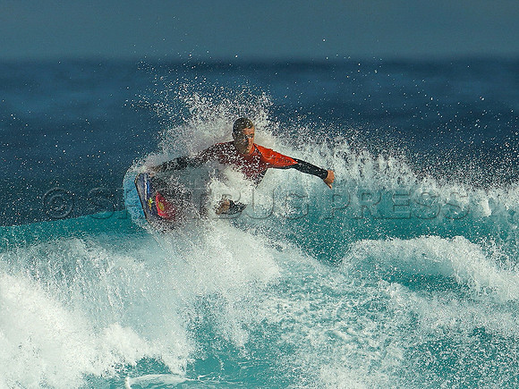Wes Shaw Surfing 20240910 -216266