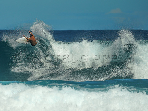 Wes Shaw Surfing 20240910 -217312
