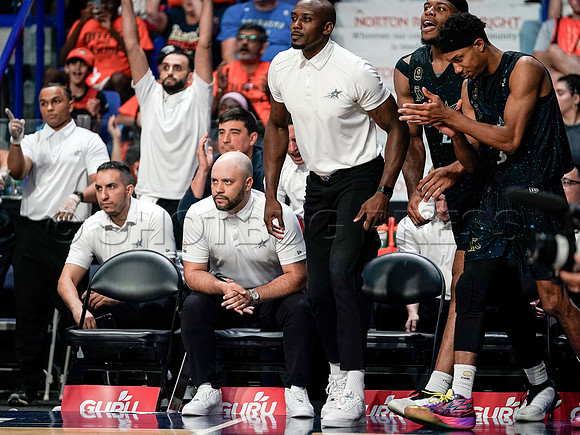 Wes Shaw Scarborough Shooting Stars defeat the Niagara River Lions 74-71  20230811 -35945