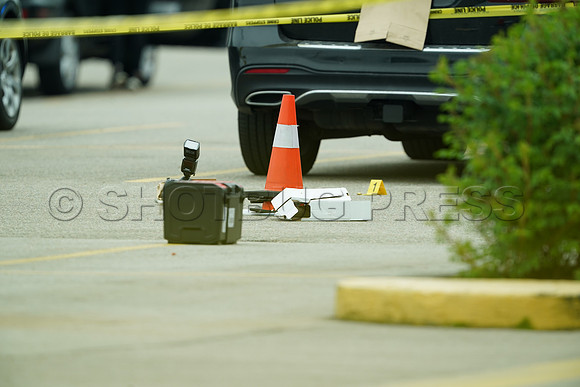 May 3, 2021 shooting at Willowbrook Mall