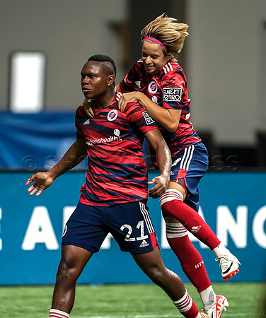 North Dallas steals the win over Whitecaps FC2