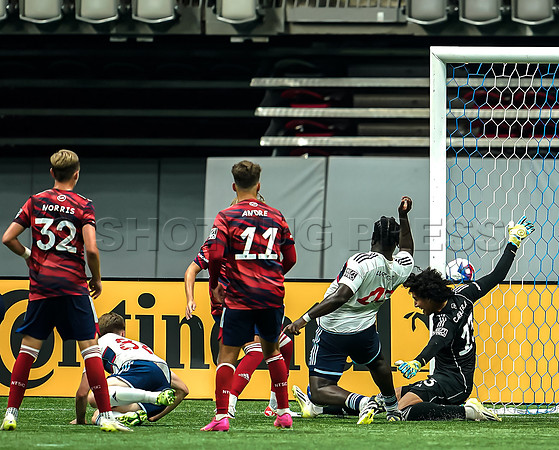 North Dallas steals the win over Whitecaps FC2