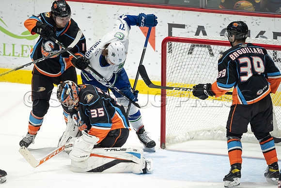 Abbotsford Canucks defeat San Diego Gulls 4-2 on Sunday, Jan 23, 2022 at Abbotsford Centre.