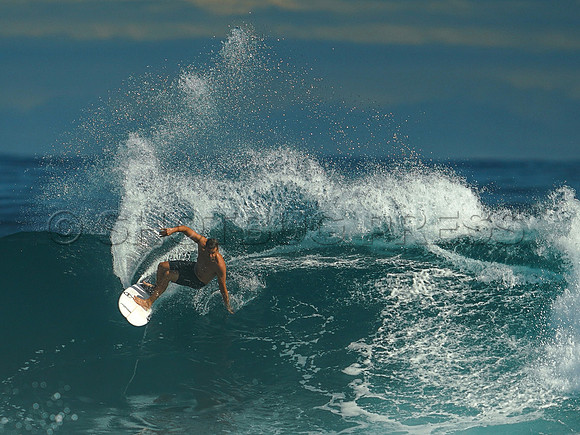 Wes Shaw Surfing 20240910 -216252