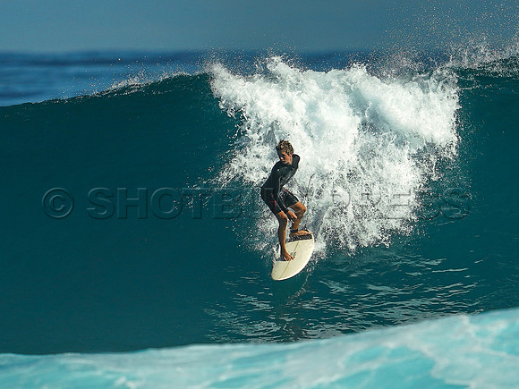 Wes Shaw Surfing 20240910 -216293