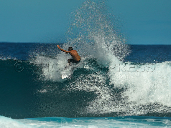Wes Shaw Surfing 20240910 -217314