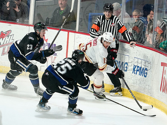 Wes Shaw Victoria Royals slam thhe Giants 6-3 20241214 -255879