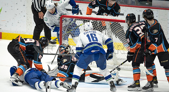 Abbotsford Canucks defeat San Diego Gulls 4-2 on Sunday, Jan 23, 2022 at Abbotsford Centre.