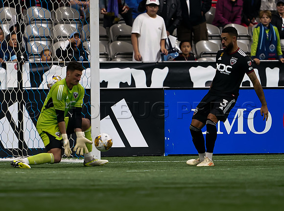 Wes Shaw DC United and Vancouver FC tie game at 2-2  20230930 -71870