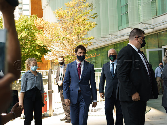 PM Justin Trudeau in Surrey to announce a 1.3 Billion Dollar fund for new Skytrain to Langley