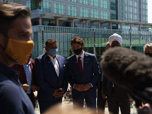 PM Justin Trudeau in Surrey to announce a 1.3 Billion Dollar fund for new Skytrain to Langley