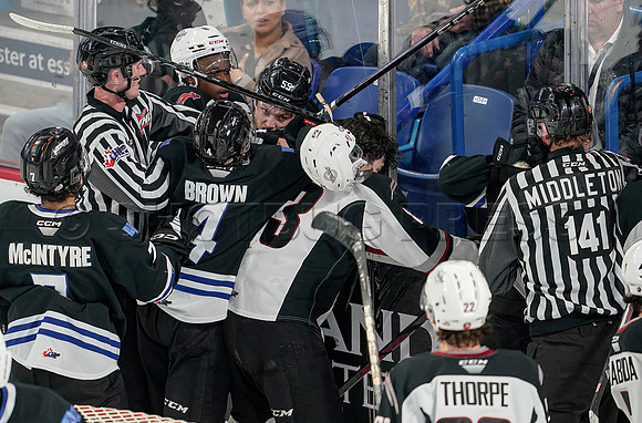 Wes_Shaw_Wenanchee Wild at Vancouver Giants - 75217