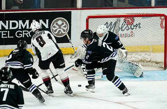 Wes_Shaw_Wenanchee Wild at Vancouver Giants - 75271