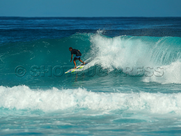 Wes Shaw Surfing 20240910 -216691