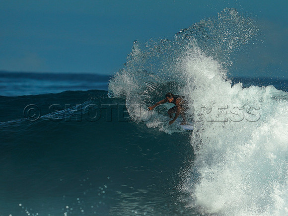 Wes Shaw Surfing 20240910 -216428