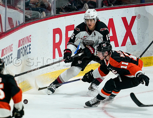 Wes Shaw Vancouver Giants fall to the Medicine Hat Tigers 3-2  20231018 -86873