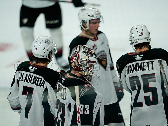 Wes Shaw Vancouver Giants fall to the Medicine Hat Tigers 3-2  20231018 -86898