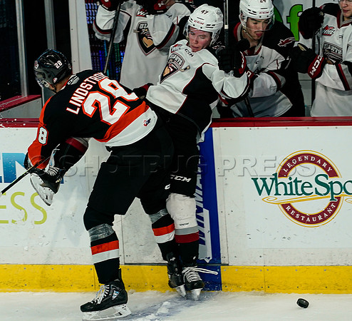 Wes Shaw Vancouver Giants fall to the Medicine Hat Tigers 3-2  20231018 -86903
