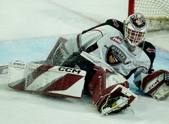 Wes Shaw Vancouver Giants fall to the Medicine Hat Tigers 3-2  20231018 -86906