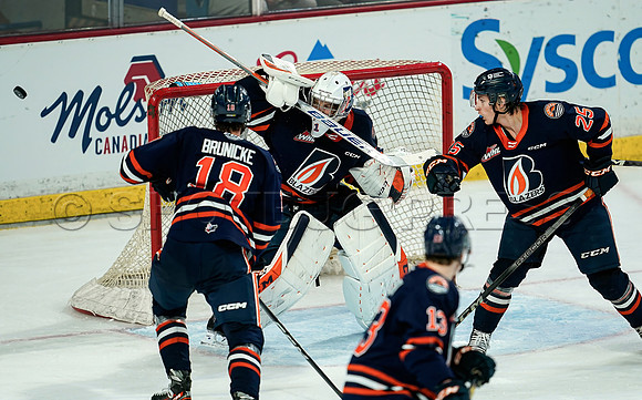 SB-Wes Shaw Kamloops Blazers fall to the Vancouver Giants 4-3  20231029 -96107