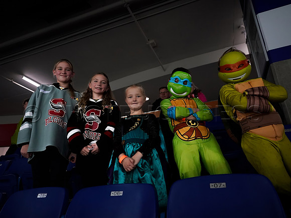 SB-Wes Shaw Kamloops Blazers fall to the Vancouver Giants 4-3  20231029 -93246