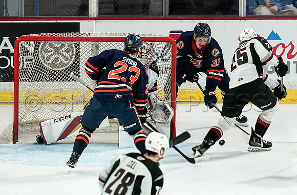 SB-Wes Shaw Kamloops Blazers fall to the Vancouver Giants 4-3  20231029 -94386
