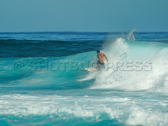 Wes Shaw Surfing 20240910 -216454