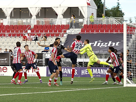 Victor Lanna Ottawa Atletico at Vancouver FC- 329818
