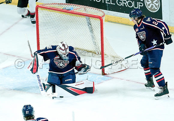 SBP-Wes Shaw Vancouver Giants fall to the Tri City Americans  20231125 -108630
