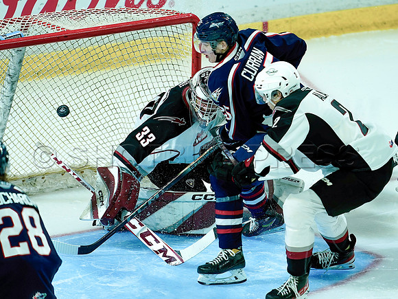 SBP-Wes Shaw Vancouver Giants fall to the Tri City Americans  20231125 -107803