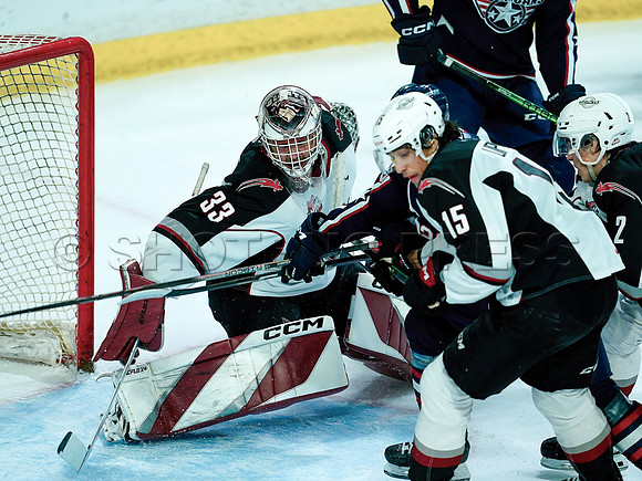 SBP-Wes Shaw Vancouver Giants fall to the Tri City Americans  20231125 -107511