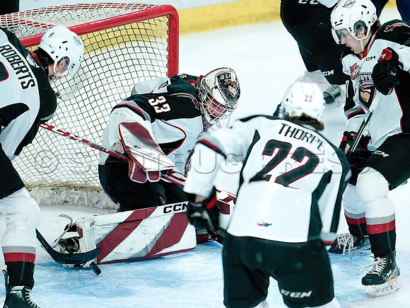 SBP-Wes Shaw Vancouver Giants fall to the Tri City Americans  20231125 -107448