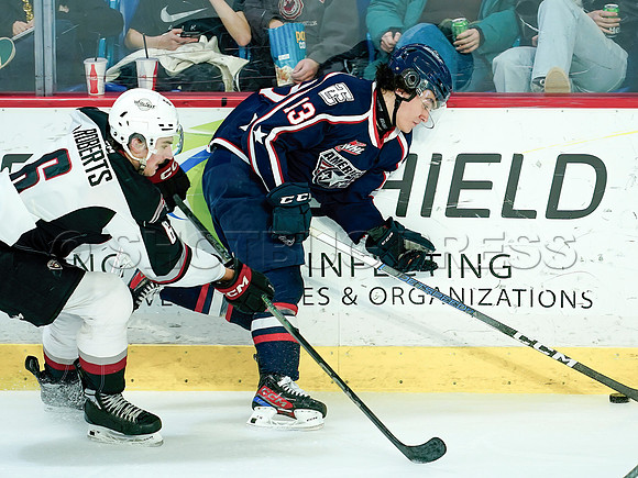 SBP-Wes Shaw Vancouver Giants fall to the Tri City Americans  20231125 -107278