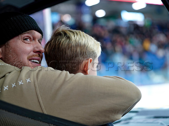 SBP-Wes Shaw Vancouver Giants fall to the Tri City Americans  20231125 -106591