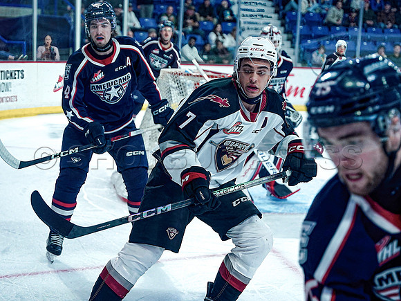 SBP-Wes Shaw Vancouver Giants fall to the Tri City Americans  20231125 -106242