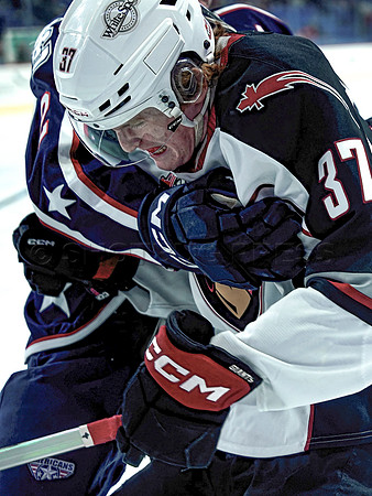 SBP-Wes Shaw Vancouver Giants fall to the Tri City Americans  20231125 -106067