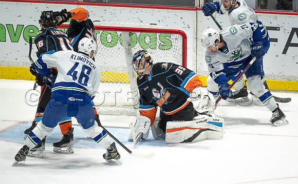 Abbotsford Canucks defeat San Diego Gulls 4-2 on Sunday, Jan 23, 2022 at Abbotsford Centre.