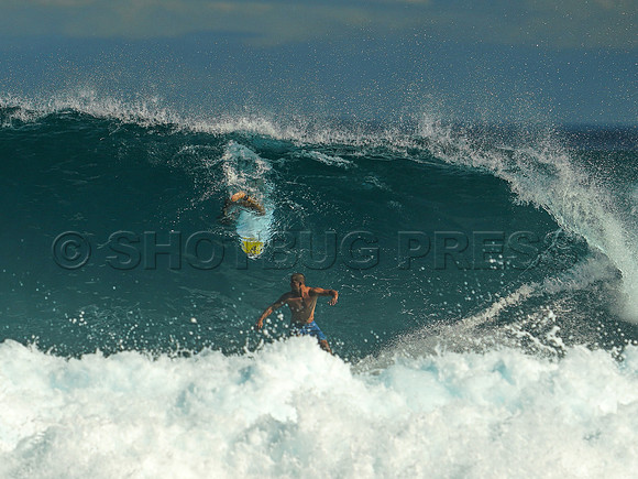 Wes Shaw Surfing 20240910 -216385
