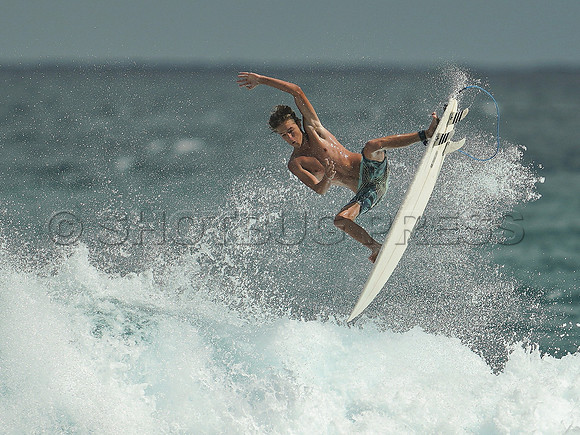 Wes Shaw Surfing 20240907 -214862