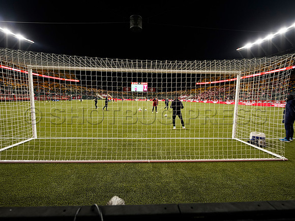 Canada takes 3 points in their 1-0 win over Costa Rica in front of 48,806 fans in World Cup qualifying in Edmonton, Alberta.