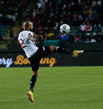Canada takes 3 points in their 1-0 win over Costa Rica in front of 48,806 fans in World Cup qualifying in Edmonton, Alberta.
